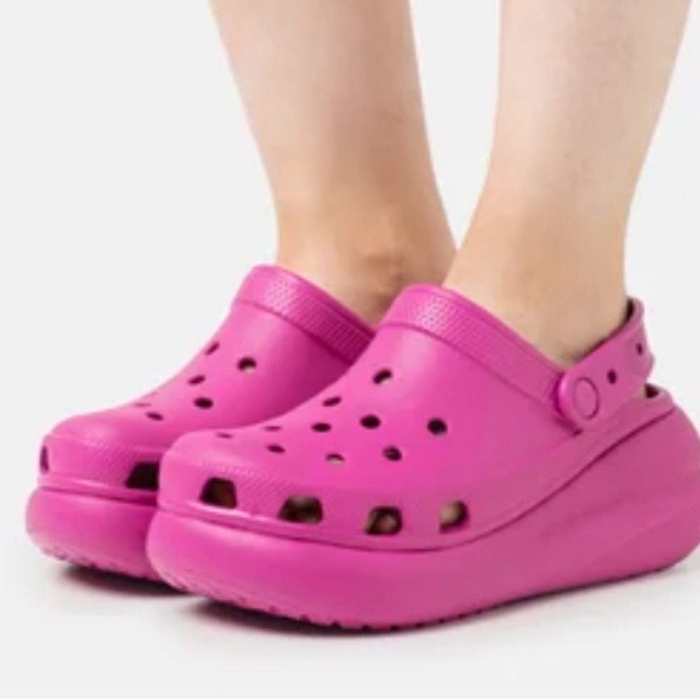 Crocs Women's Crush Clog magenta